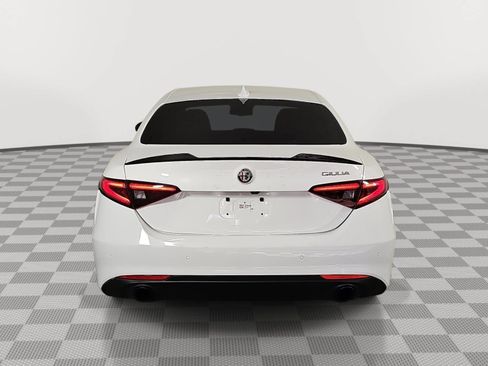 Used 2022 Alfa Romeo Giulia Sprint RWD image 7