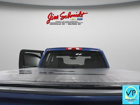 Used 2017 GMC Sierra 1500 SLE image 34