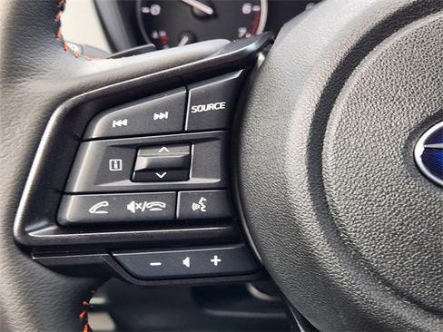 Certified 2025 Subaru Crosstrek 2.5i Limited w/ Crosstrek Mirror Package image 30