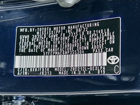 Used 2022 Toyota Corolla LE FWD image 29