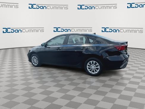 Used 2022 Kia Forte Sedan FWD image 6