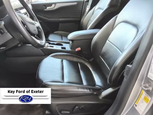 Used 2023 Ford Escape Platinum AWD/4WD image 25