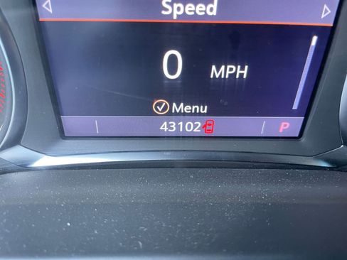 Used 2023 GMC Acadia SLT image 43