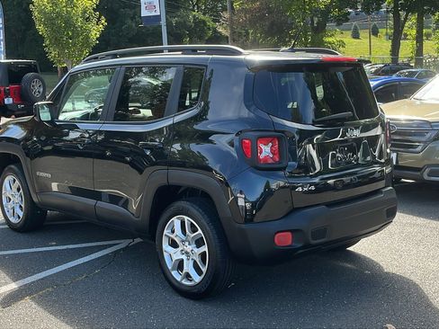 Used 2017 Jeep Renegade Latitude image 5