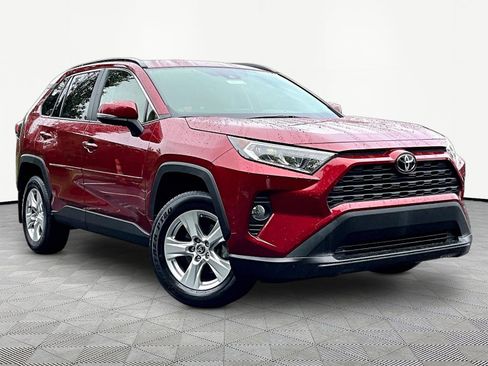 Used 2021 Toyota RAV4 XLE w/ Protection Package (TMS) AWD/4WD image 3