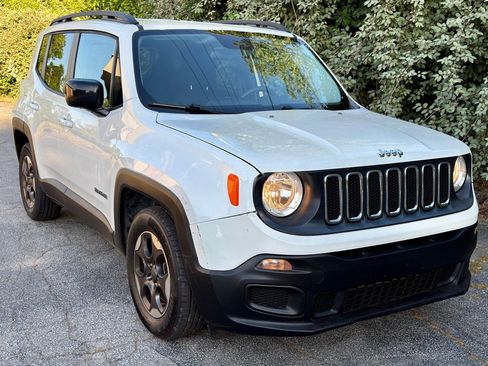 Used 2017 Jeep Renegade Sport w/ Power & Air Group FWD image 5