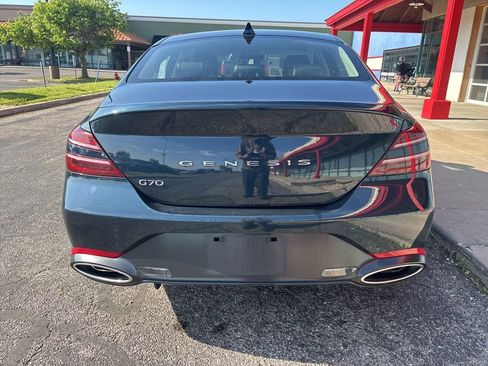 Used 2025 Genesis G70 2.5T RWD image 6