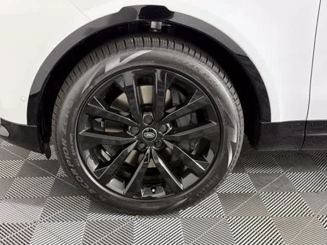 New 2026 Land Rover Discovery Limited Edition AWD/4WD image 11