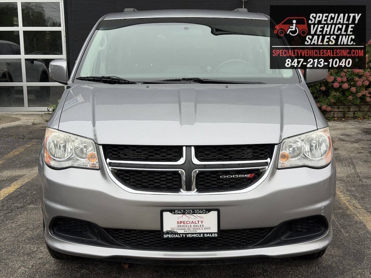 Used 2013 Dodge Grand Caravan SXT FWD image 9