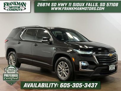 Used 2023 Chevrolet Traverse LT