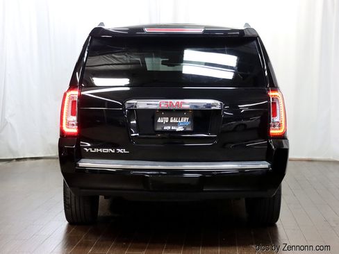 Used 2017 GMC Yukon XL Denali w/ Open Road Package image 6
