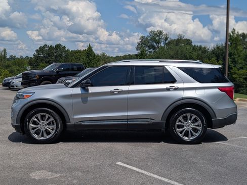 Used 2020 Ford Explorer Limited AWD/4WD image 6