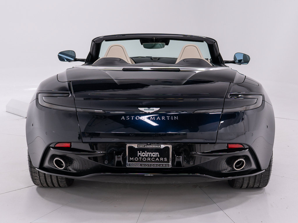 Used 2024 Aston Martin DB12 Convertible RWD image 4
