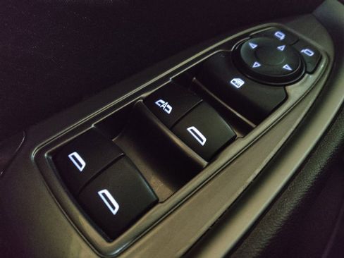 Used 2023 Chevrolet Malibu LT FWD image 27