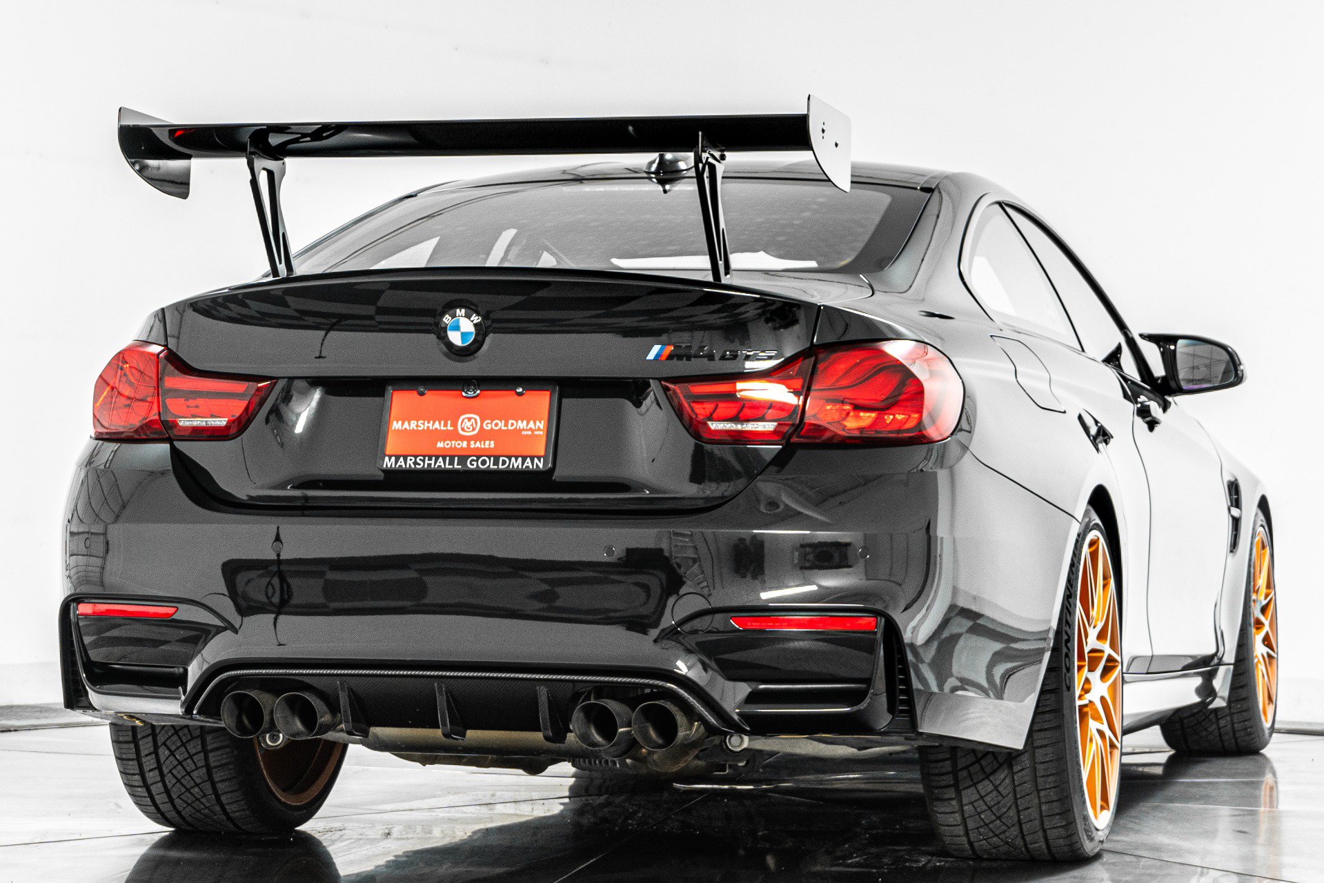 Used 2016 BMW M4 GTS RWD image 9
