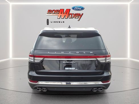 Used 2024 Lincoln Aviator Reserve w/ Equipment Group 201A image 5