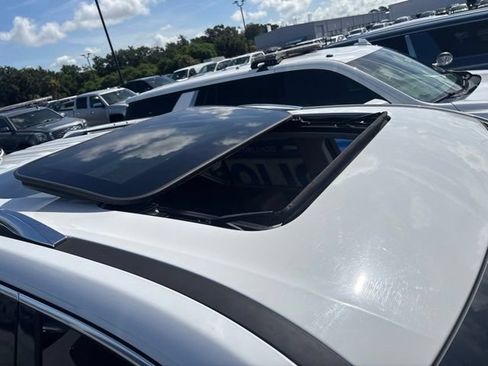 Used 2018 Chevrolet Traverse High Country AWD/4WD image 5