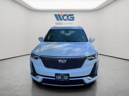 Used 2021 Cadillac XT6 Premium Luxury AWD/4WD image 2