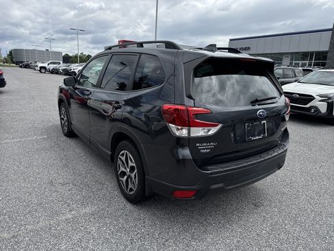 Used 2019 Subaru Forester Premium AWD/4WD image 32