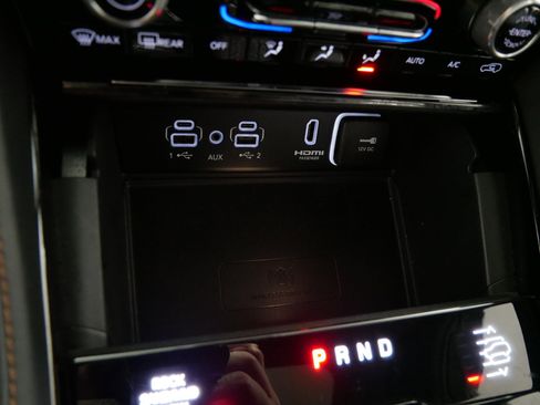 Used 2023 Jeep Grand Cherokee Summit image 29