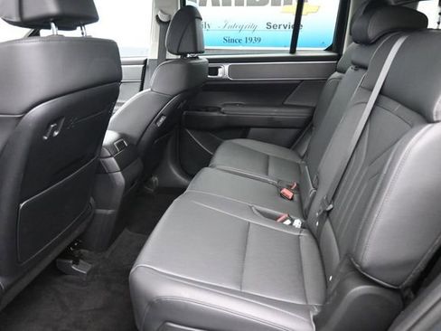 Used 2026 Hyundai Santa Fe SEL AWD/4WD image 11