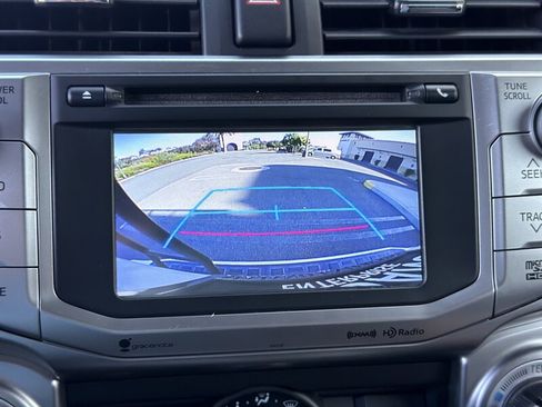 Used 2018 Toyota 4Runner SR5 RWD image 21