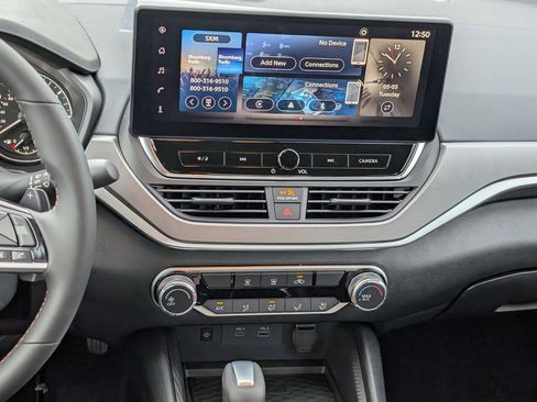 New 2026 Nissan Altima 2.5 SR FWD image 11