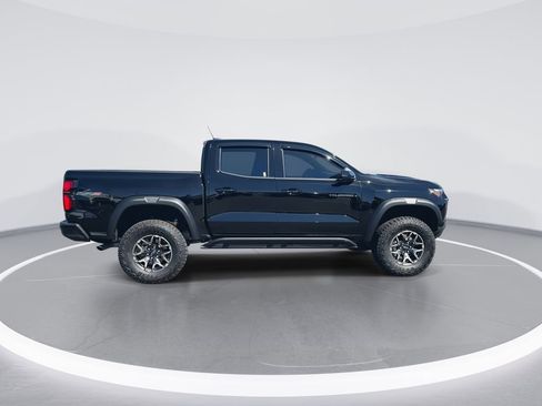 Used 2025 Chevrolet Colorado ZR2 w/ Technology Package AWD/4WD image 9