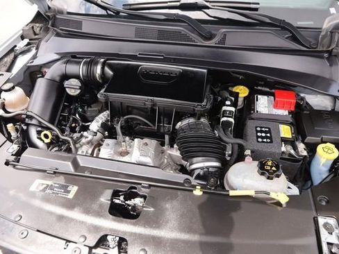 Used 2025 Jeep Compass Limited AWD/4WD image 26