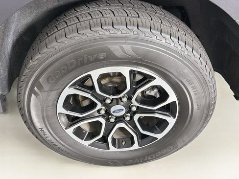 Used 2022 Ford Expedition XLT RWD image 32