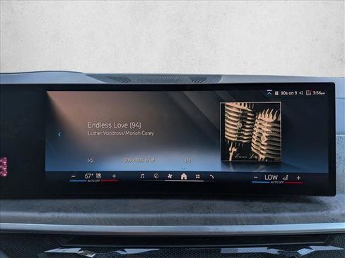 Certified 2024 BMW X7 xDrive40i image 13