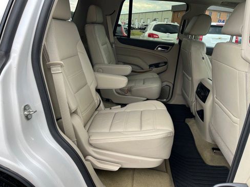 Used 2017 GMC Yukon Denali w/ Open Road Package AWD/4WD image 18