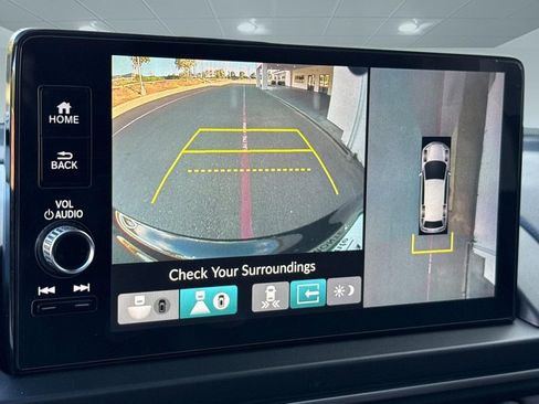 Used 2023 Honda Pilot Elite image 25