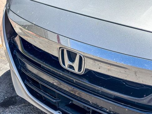 Used 2019 Honda Accord LX image 9