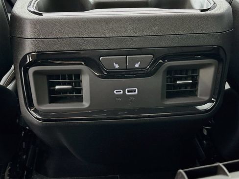 New 2026 GMC Sierra 3500 AT4 w/ AT4 Premium Plus Package AWD/4WD image 26