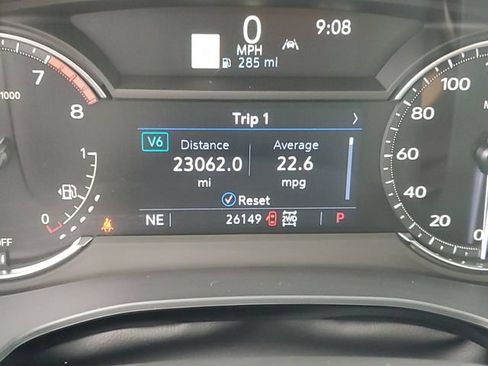 Certified 2025 Cadillac XT5 Premium Luxury AWD/4WD image 16