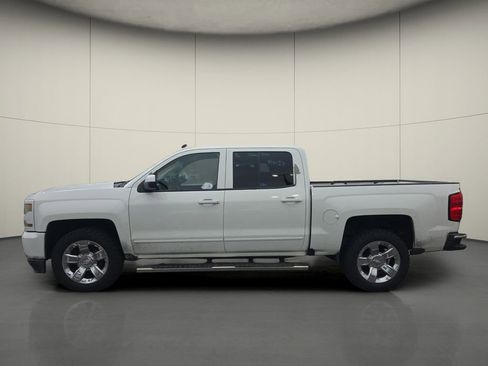 Used 2016 Chevrolet Silverado 1500 LT w/ LT Convenience Package image 4