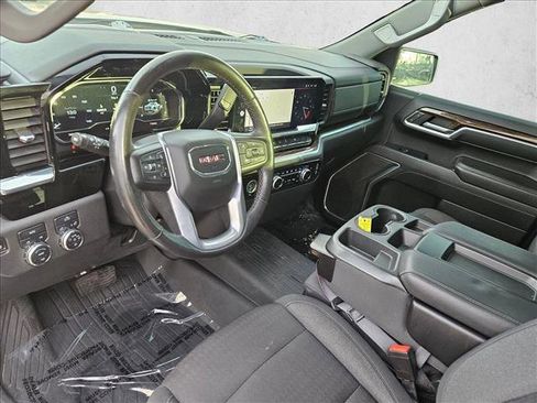 Used 2022 GMC Sierra 1500 Elevation w/ LPO, Elevation Black Package image 10