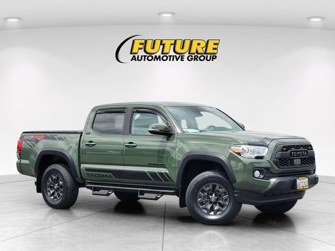 Used 2021 Toyota Tacoma SR5 w/ Trail Edition AWD/4WD image 1