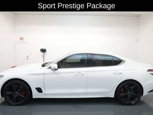 Used 2023 Genesis G70 3.3T w/ Sport Prestige Package image 4