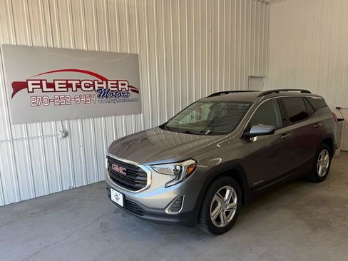 Used 2018 GMC Terrain SLE w/ Driver Convenience Package AWD/4WD image 2