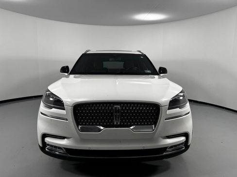 Used 2020 Lincoln Aviator Reserve w/ Equipment Group 201A AWD/4WD image 2