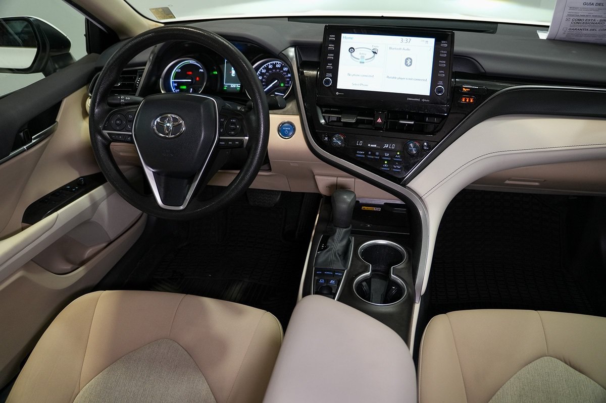 Used 2022 Toyota Camry LE w/ Audio Upgrade Package FWD image 14