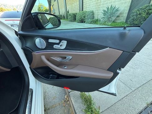 Used 2019 Mercedes-Benz E 300 w/ Premium 1 Package image 38