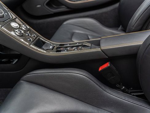Used 2014 McLaren MP4-12C Spider RWD image 28