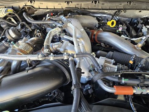 New 2026 Ford F450 Platinum w/ FX4 Off-Road Package image 23