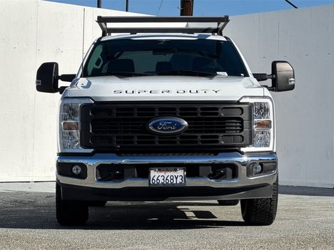Used 2023 Ford F250 XL w/ XL Chrome Package image 9