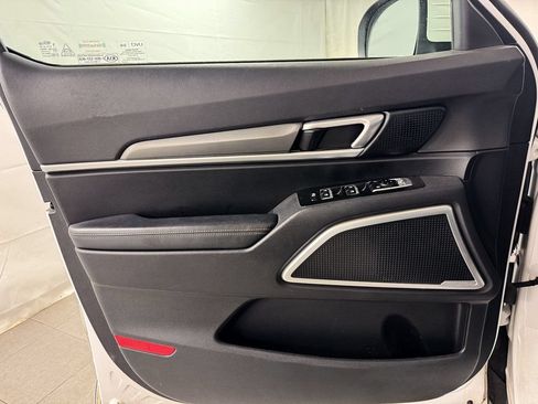 Used 2021 Kia Telluride S AWD/4WD image 14