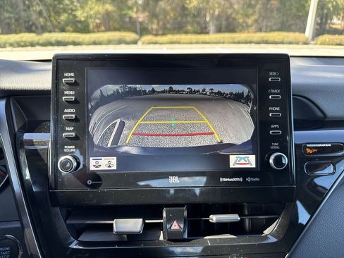 Used 2022 Toyota Camry XSE image 21