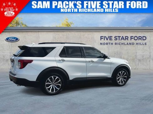 Used 2023 Ford Explorer ST-Line w/ Class IV Trailer Tow Package RWD image 10